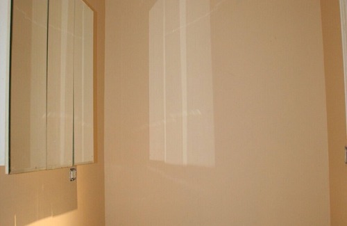 Prospect Lefferts Gardens Apartment | Bright Sunny Spacious 2 BR Corporate Apt in wonderful Brooklyn with WiFi, AC