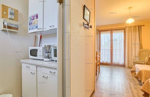 Barbotan-les-Thermes Apartment | Bright T1 bis apartment with balcony, parking, and Wifi - 2 people