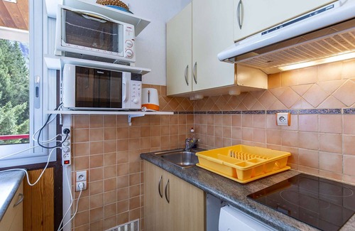 Eaux-Bonnes Apartment | Bright T2 apartment, near slopes, 6 pers, residence with elevator