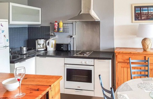 Charente-Maritime Apartment | Bright T2 with sea view and 30m from Les Minimes beach in La Rochelle