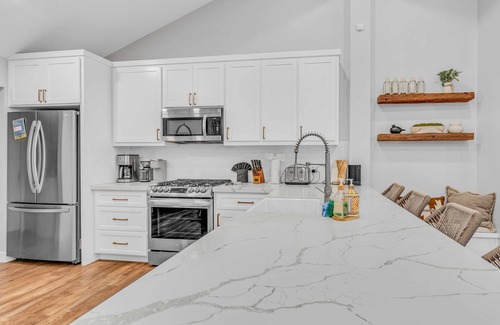 Comstock Acres House | Bright Tahoe Home w/Private Backyard, Near Beach