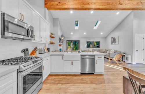 Comstock Acres House | Bright Tahoe Home with Private Backyard Near Beach