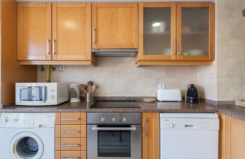 Merces Apartment | Bright Terrace Apartment in Sunny Lisbon Center, Principe Real