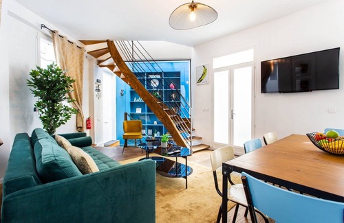 Quartier de Rochechouart Apartment | Bright Triplex - 4BR/10P - Moulin Rouge