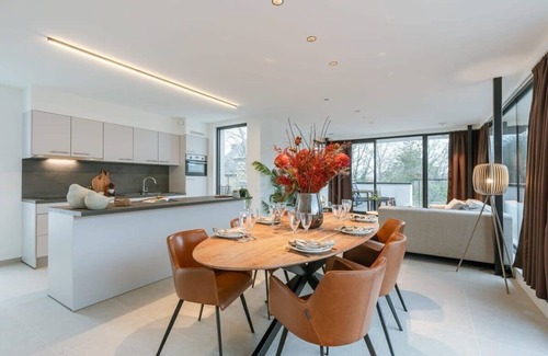 Loppem Apartment | Bright Two-Bedroom Apartment in Zedelgem