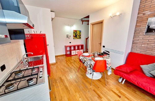 Bergamo Apartment | Bright two-story apartment in quiet, well-connected area with garage