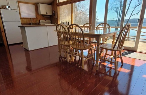 Hastings Highlands Cottage | Bright Viceroy Cottage with shallow entry & spectacular views of Baptiste Lake