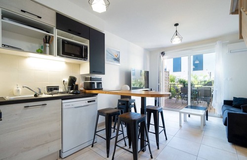 Serignan Villa | Bright Villa by the Valras Sea