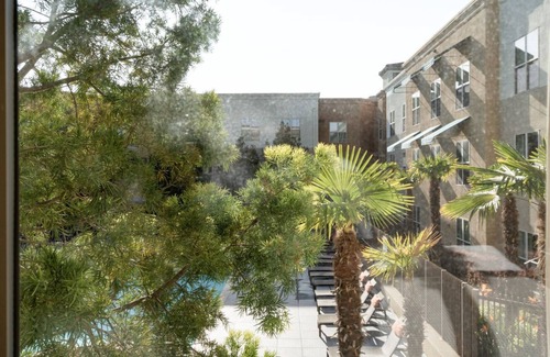 Contra Costa Centre Apartment | Bright Walnut Creek 2BR w/ Gym, Pool & Spa, steps to BART, by Blueground