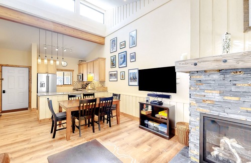 Winter Park House | Bright, welcoming condo with pool, hot tub, gas fireplace, fitness room, balcony