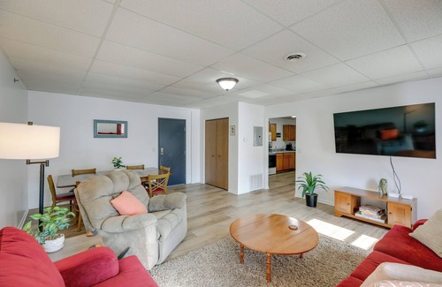 Yankton Apartment | Bright Yankton Apartment Near Meridian Bridge