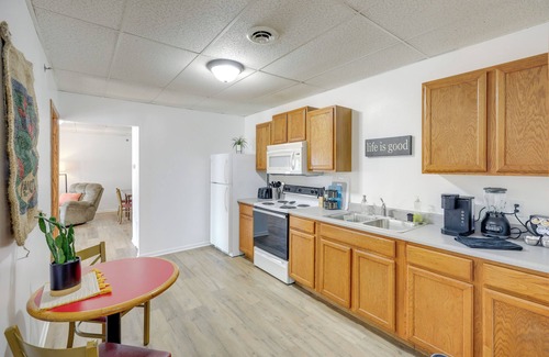 Yankton Apartment | Bright Yankton Apartment Near Meridian Bridge