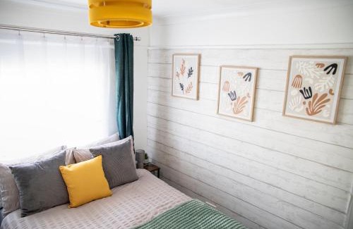 Hove House | Brighton & Hove 4 bedrooms house with free parking in garage
