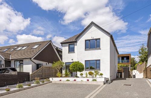 Woodingdean Villa | Brighton Seaside Retreat