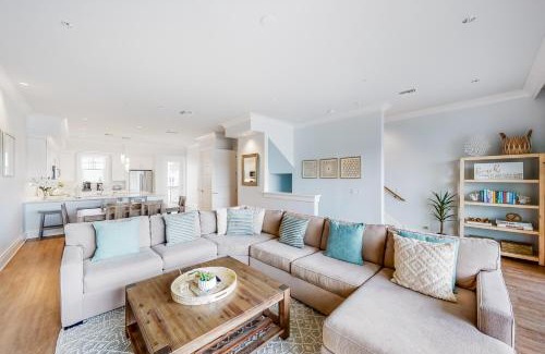Clearwater Beach House | BrightWater Blue 158-2