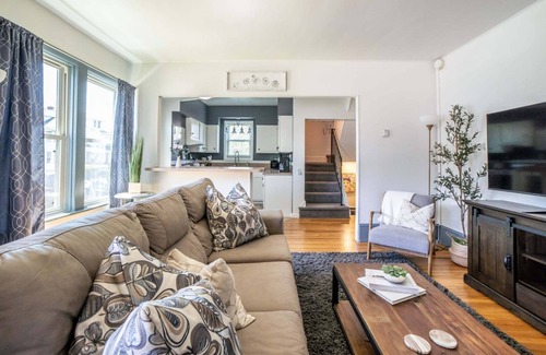 Williamsport Apartment | “Brik House”Near UPMC, Penn College, Lyco College and Little League World Series