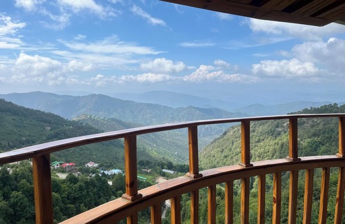 Khaprar Apartment | BRIKitt Tranquil Himalayan 2BHK - Mukteshwar