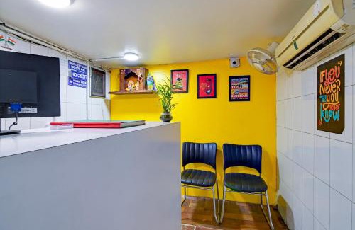 Sector 1 Hotel | Brill Rooms Near City Centre Metro Station