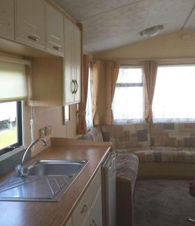 Scratby Other | Brilliant 6 Berth Caravan Nearby Scratby Beach, Norfolk Ref 43081B