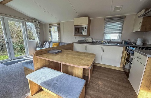 Skegness House | Brilliant 8 berth caravan at Southview Holiday Park in Skegness ref 33050M