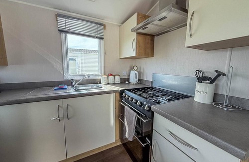 Mablethorpe House | Brilliant 8 berth caravan at Grange Leisure Park in Mablethorpe ref 53111PR
