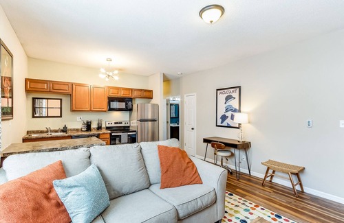 Cheyenne Apartment | Brilliant Holliday Park 2-Bedroom