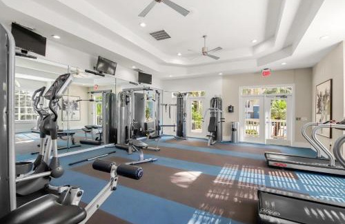 Trailer Estates Apartment | Brilliant & Spacious 1BR w Gym Pool Tennis Court