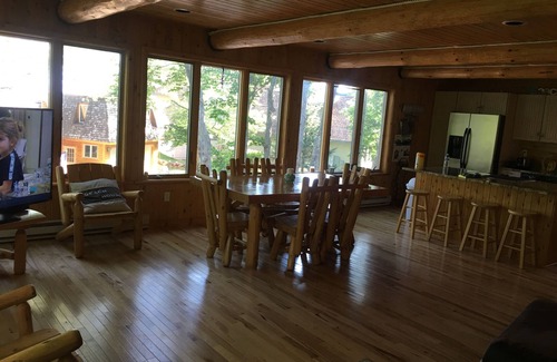 Brimley House | Brimley Beach home next to Brimley State Park