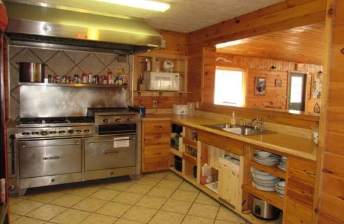 Brimley Cabin | Brimley Lodge/Sleeps 36/Snowmobile & ORV Trail