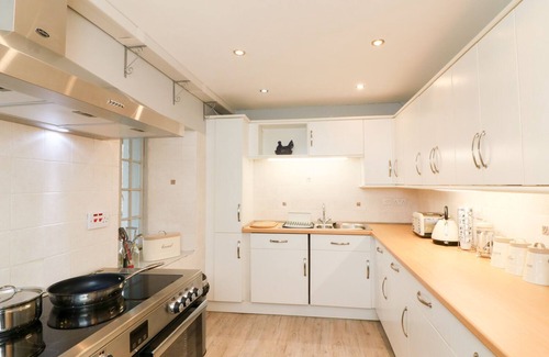 Dartmoor Forest Cottage | BRIMPTS COTTAGE, pet friendly, character holiday cottage in Dartmeet