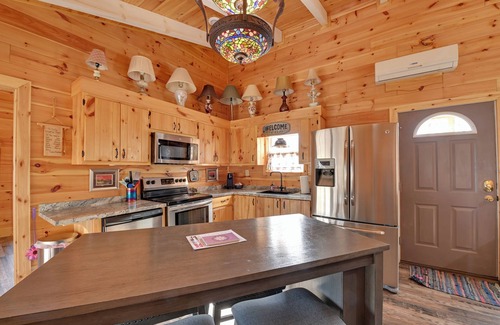 Frenchburg Cottage | Bring a Pet: Peaceful Frenchburg Cabin on 1 Acre