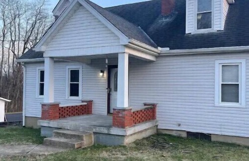 Morrow Apartment | Bring the family for a nice relaxing stay in our home!