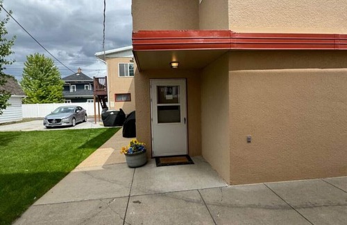 Miles City Condo | Bring the whole crew - in town