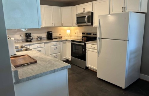 Bedford House | Bring the whole family to this great place with lots of room for fun