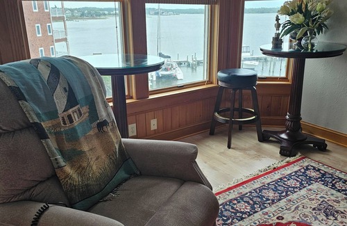 Manteo Condo | BRING YOUR BOAT. Guest able to dock boat while during their stay.