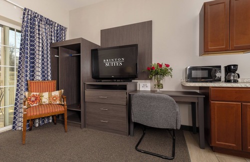Cheyney Hotel | Brinton Suites