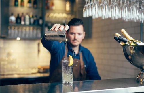 Hova Hotel | BriQ Hotell