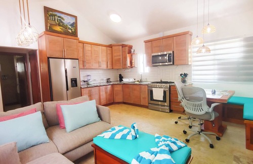 Los Brazos Villa | Brisa Atlántico 2-bedroom in brilliant La Boca with AC, WiFi on secluded beach