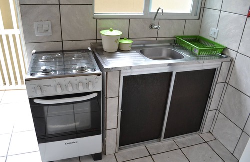 Maranduba House | BRISAS DA PRAIA CONDOMINIUM - HOUSE WITH 2 BEDROOMS, WIFI, BARBECUE AND 3 PARKING SPACES