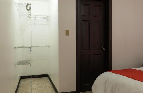 Ciudad Cariari Bed & Breakfast | Brisas del Aeropuerto Airport Breezes inn