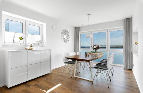 Kappeln Apartment | Brise- direkt am Wasser, Hafenblick, Fahrstuhl, Sauna, ueberdachter Balkon