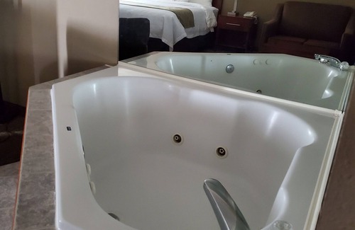 Bristol Hotel | Bristol Arcadia Inn