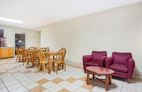 Bristol Hotel | Bristol Parkway inn