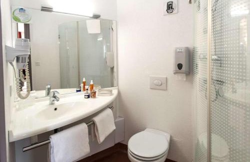 Bias Hotel | Brit Hotel Confort Villeneuve Sur Lot