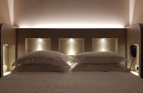 Vieux Vichy Hotel | Brit Hotel de Grignan