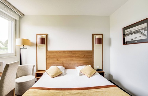 Lessay Hotel | Brit Hotel La Cote Des Havres