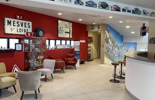 Mormant-sur-Vernisson Hotel | Brit Hotel Montargis