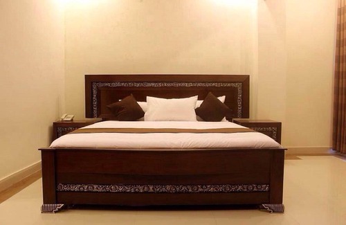 Johar Town Hotel | British Hotel
