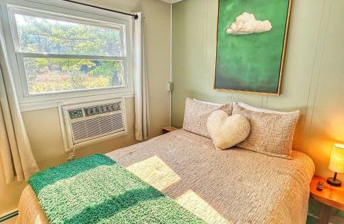 Manchester Center Hotel | Brittany Motel