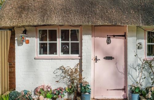 Willesborough House | Brittons Hill Cottage